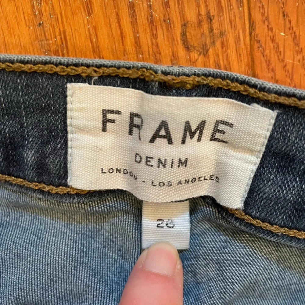 FRAME Denim Le High Skinny Jeans Distressed High Rise Blue Size 26 - Picture 2 of 4